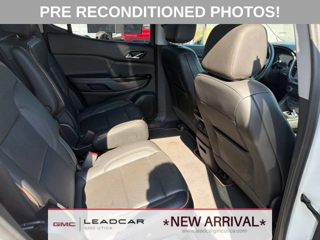 Used 2023 GMC Acadia AT4 w/ Technology Package AWD/4WD image 13
