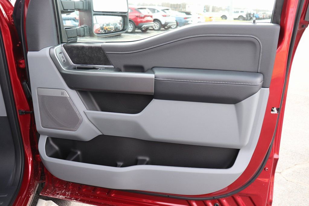 New 2026 Ford F350 XLT w/ XLT Premium Package image 27