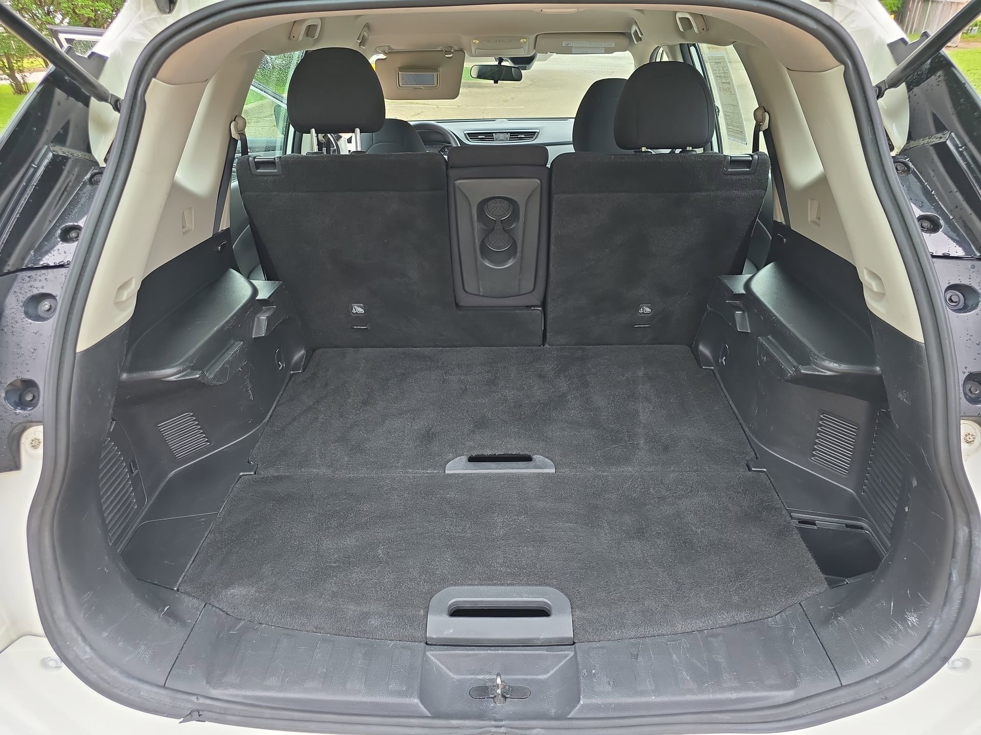 Used 2019 Nissan Rogue S FWD image 19