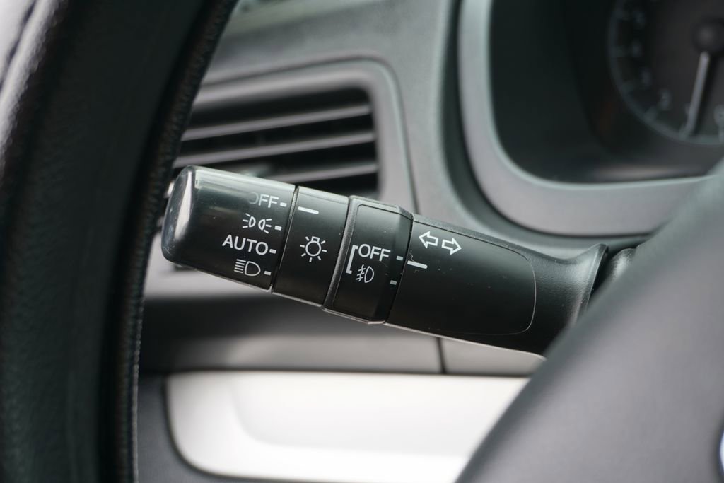 Used 2012 Honda CR-V EX image 18