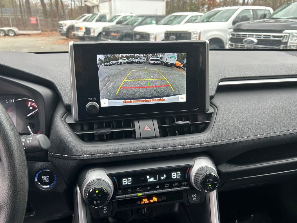Used 2024 Toyota RAV4 XLE image 18