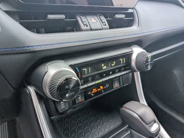 Used 2025 Toyota RAV4 XSE image 21
