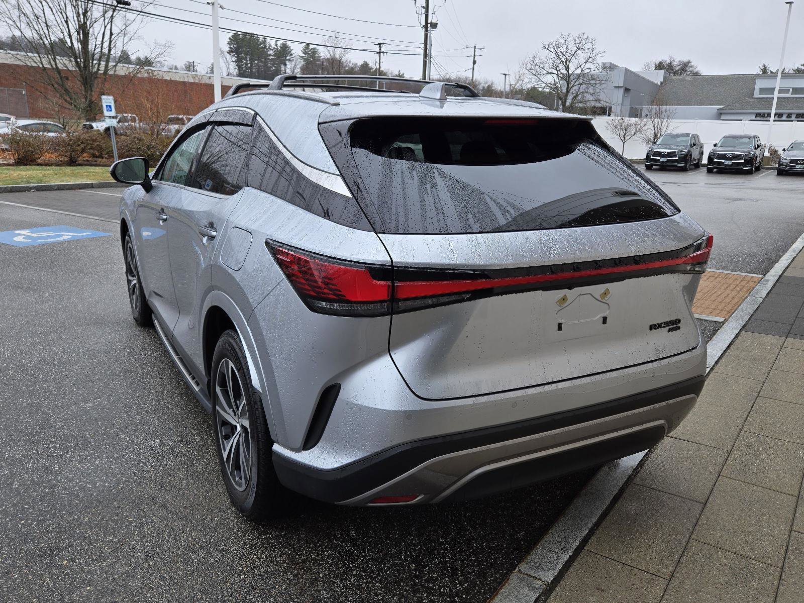 Used 2025 Lexus RX 350 Premium w/ Accessory Package image 10