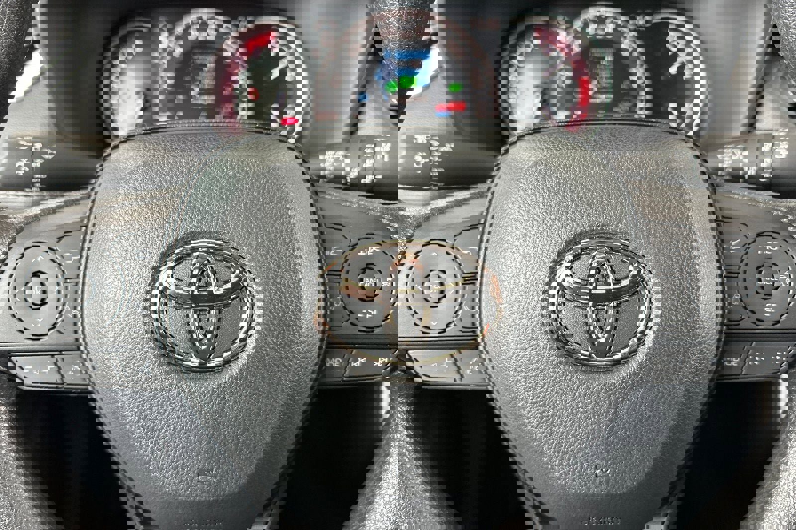 New 2025 Toyota RAV4 XLE image 24