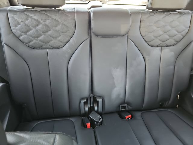 Used 2021 Hyundai Palisade Limited w/ Cargo Package FWD image 14