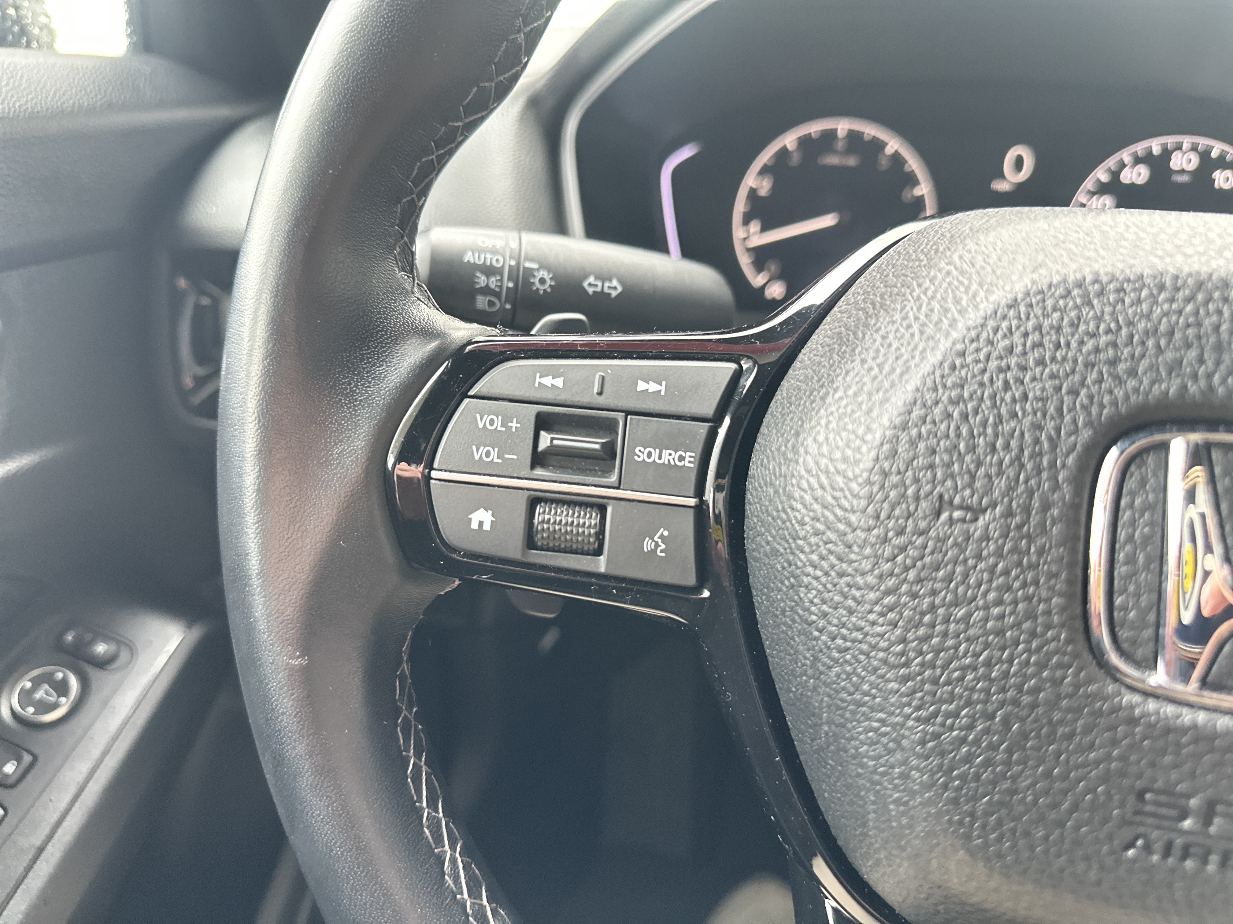 Used 2025 Honda Civic Sport image 25