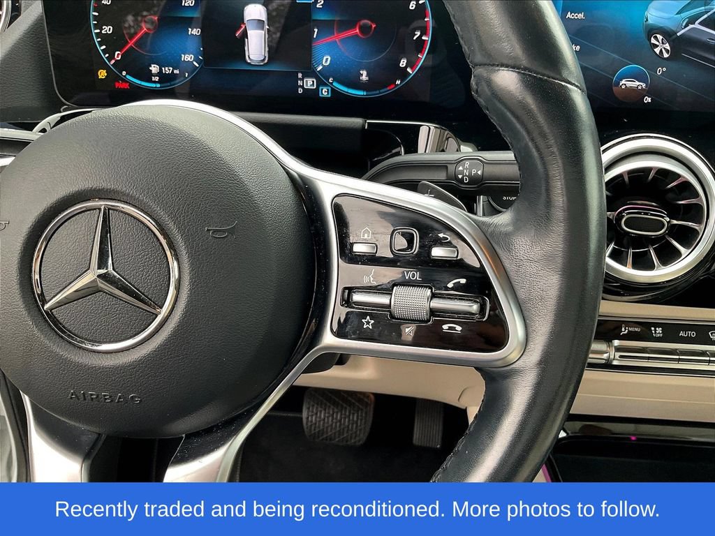Used 2023 Mercedes-Benz GLA 250 4MATIC w/ Premium Package image 13