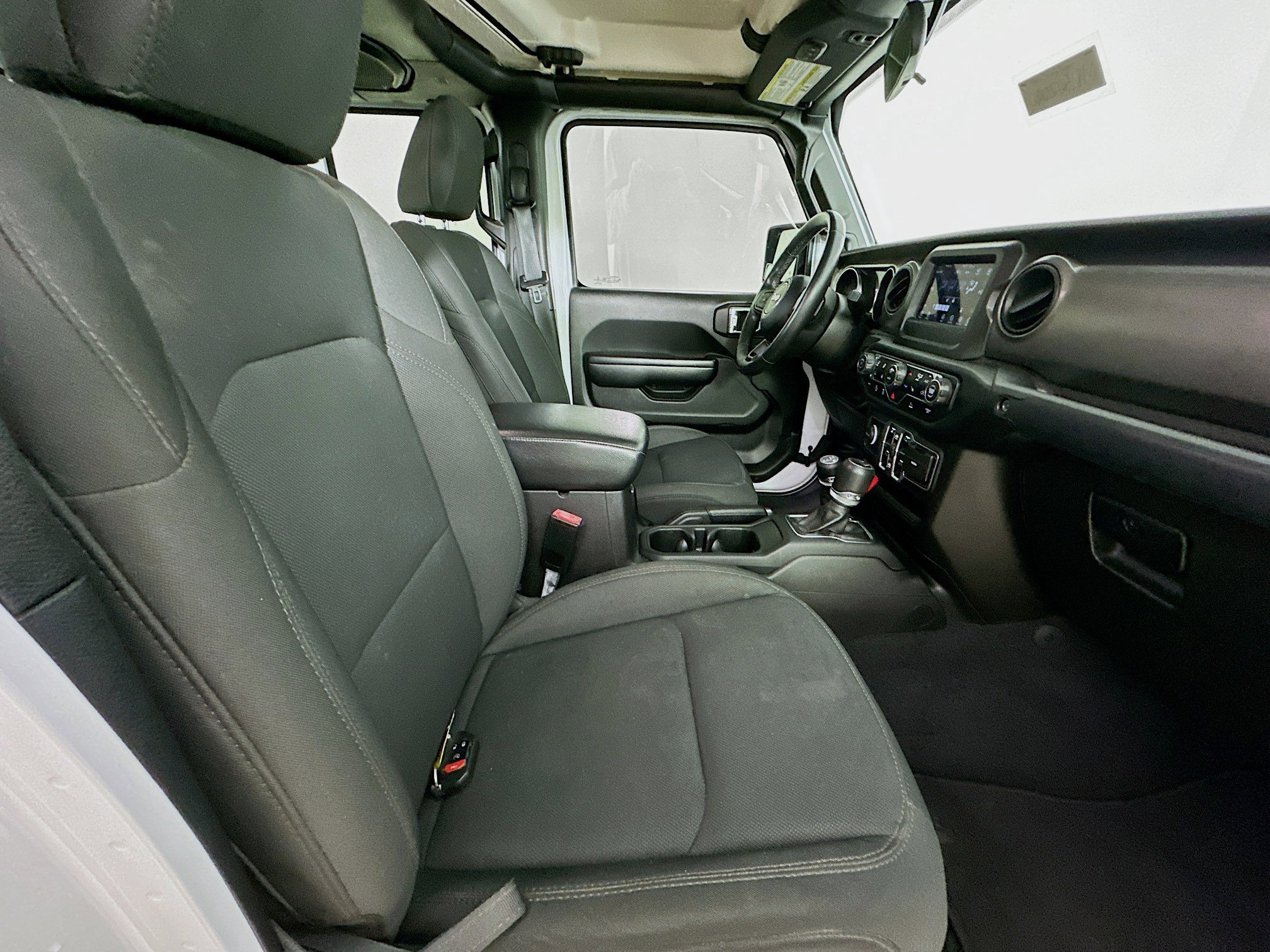 Certified 2021 Jeep Gladiator Sport image 33