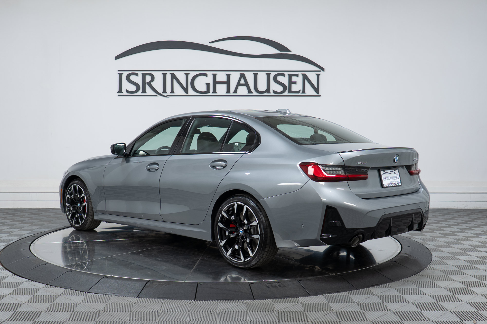 New 2026 BMW 330i xDrive Sedan w/ M Sport Package AWD/4WD image 7