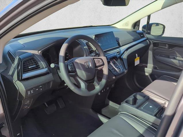 New 2026 Honda Odyssey Touring image 3