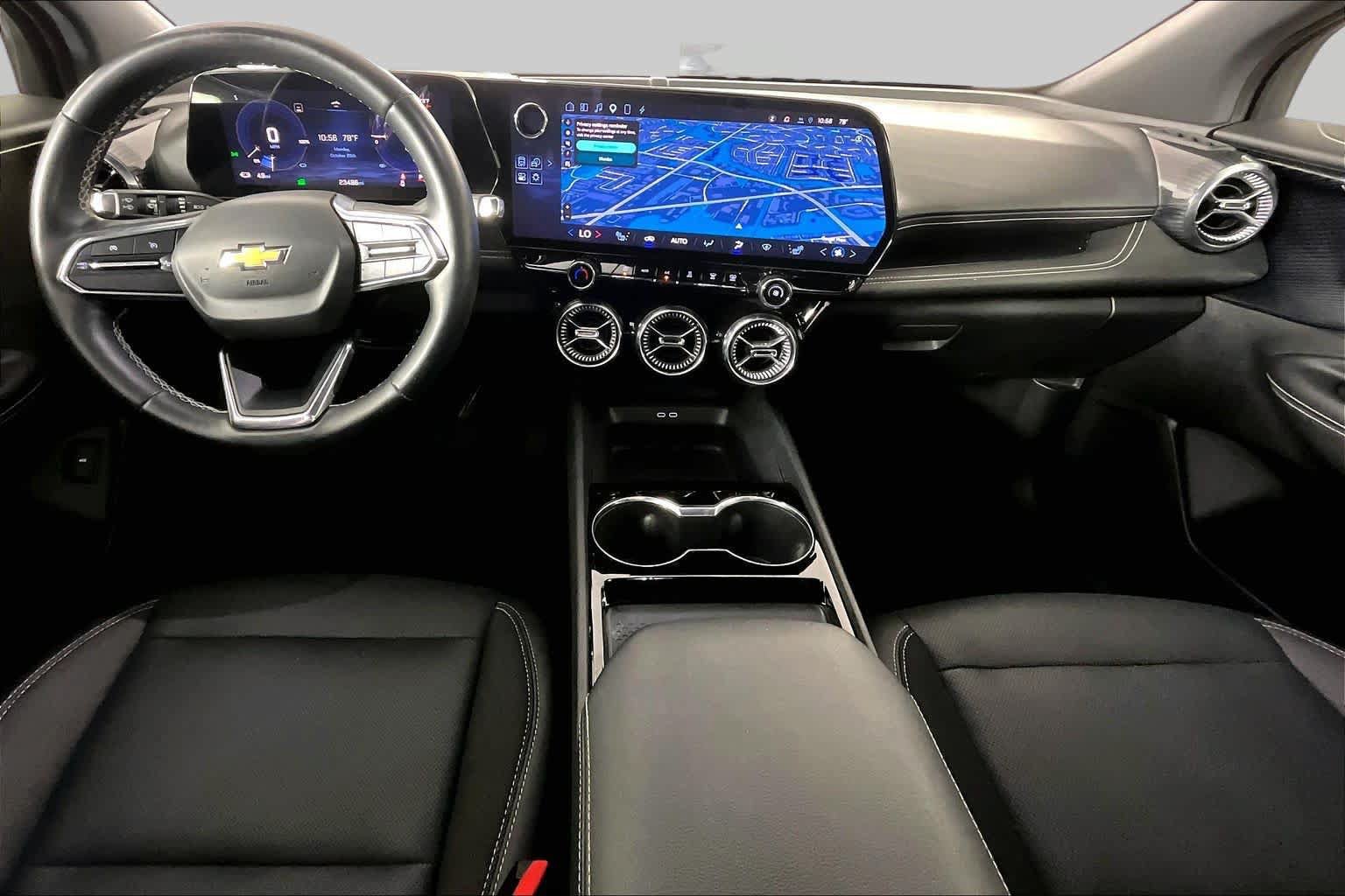 Used 2024 Chevrolet Blazer EV LT AWD/4WD image 15