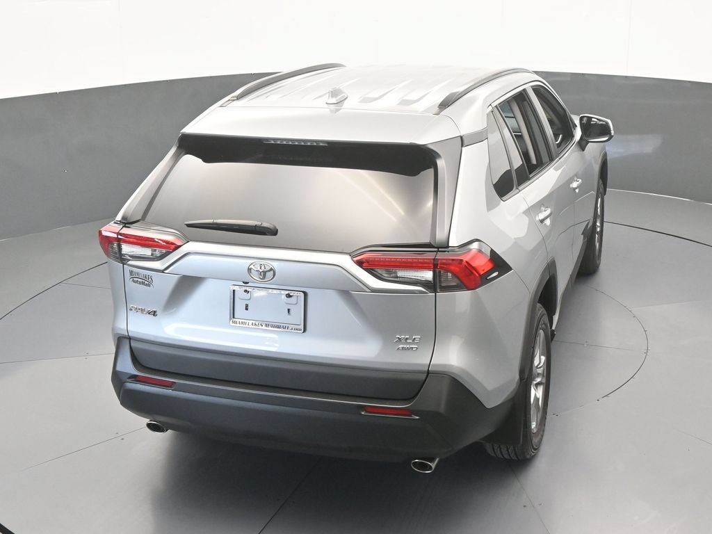 Used 2025 Toyota RAV4 XLE AWD/4WD image 46