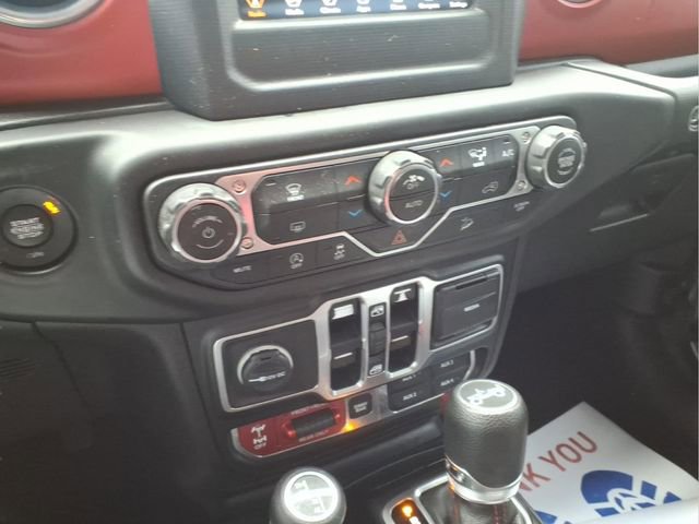 Used 2018 Jeep Wrangler Unlimited Rubicon image 17