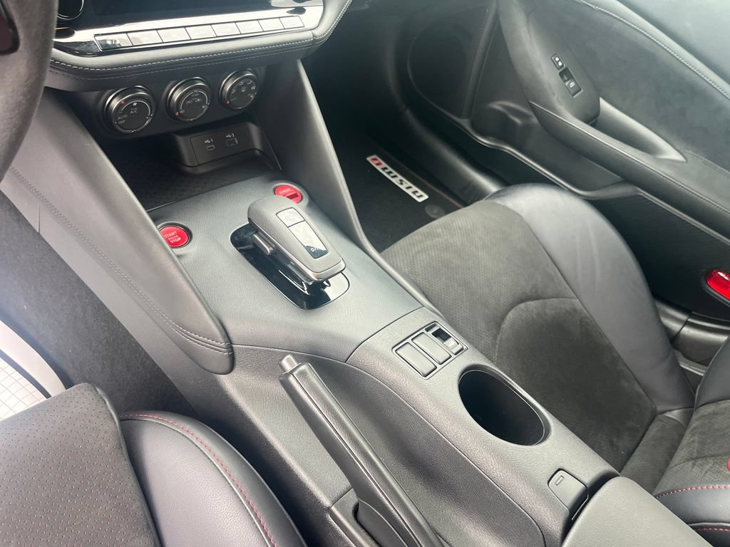 Used 2024 Nissan Z NISMO w/ Floor Mat Package RWD image 23