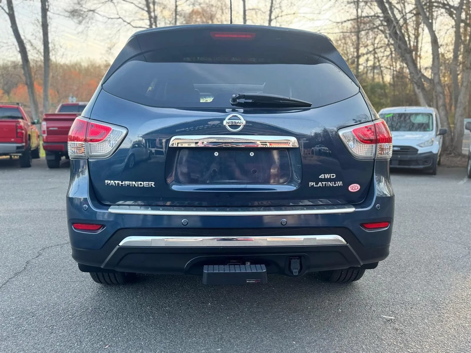 Used 2014 Nissan Pathfinder Platinum w/ Platinum Premium Package AWD/4WD image 6