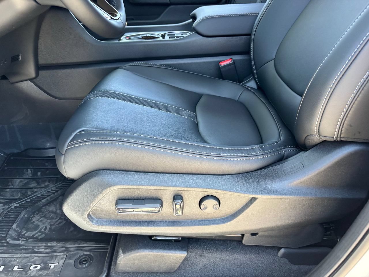 New 2026 Honda Pilot EX-L image 16