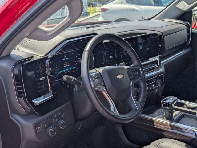 Used 2025 Chevrolet Silverado 1500 LT w/ Protection Package RWD image 12