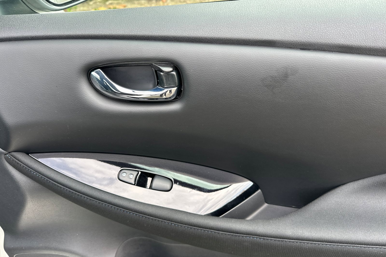 Certified 2023 Nissan Leaf SV Plus image 20