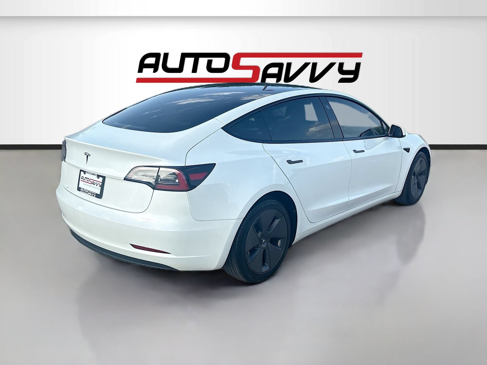 Used 2023 Tesla Model 3 Standard Range RWD image 7
