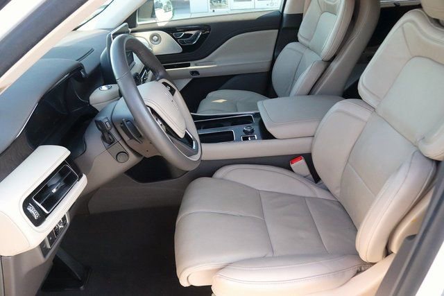 Used 2022 Lincoln Aviator Reserve w/ Equipment Group 201A image 14
