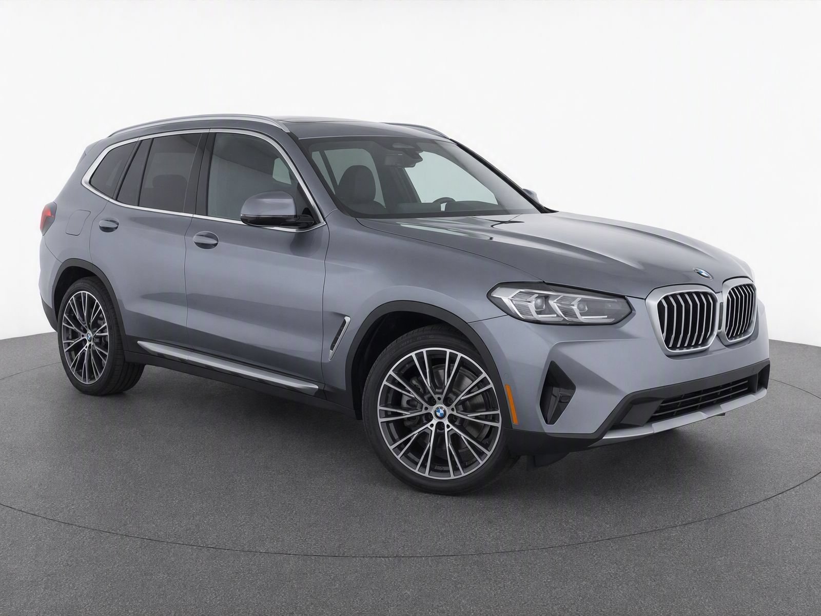 Used 2024 BMW X3 sDrive30i w/ Convenience Package RWD image 1