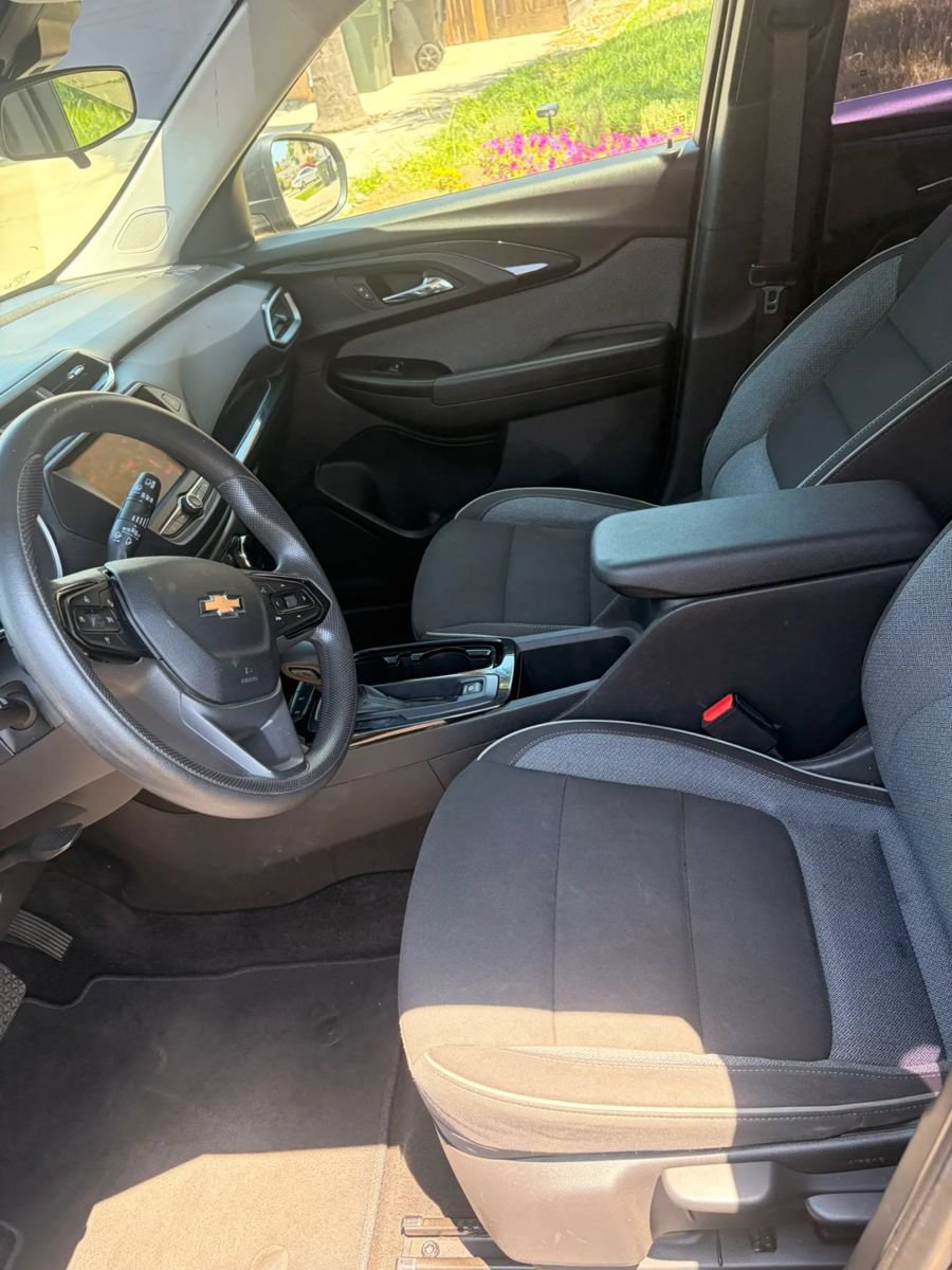Used 2022 Chevrolet TrailBlazer LS FWD image 5