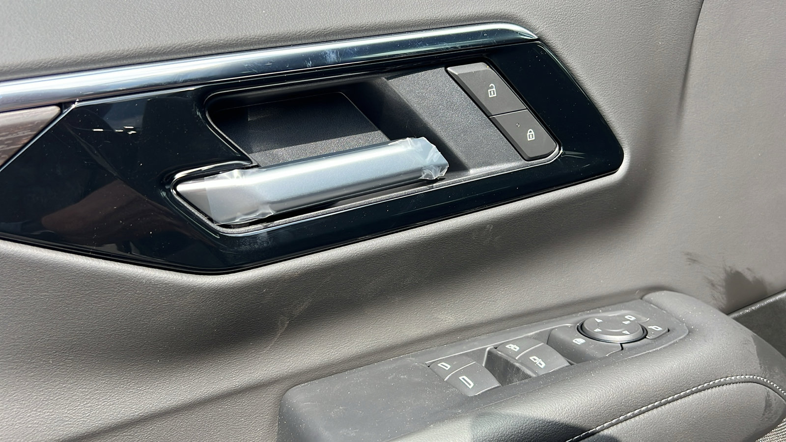 New 2025 Chevrolet Tahoe LS image 19