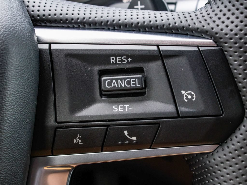 New 2026 Mitsubishi Outlander LE AWD/4WD image 28