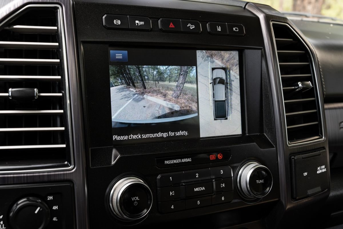Used 2020 Ford F350 Limited AWD/4WD image 21