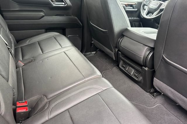 Used 2025 GMC Sierra 1500 SLT image 18