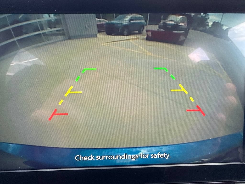 Used 2025 Nissan Sentra SR FWD image 34