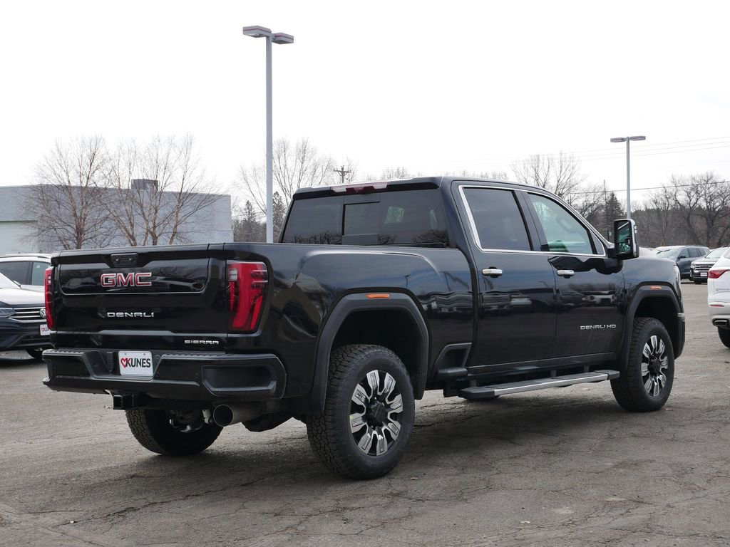 New 2026 GMC Sierra 3500 Denali w/ Denali Reserve Package image 4