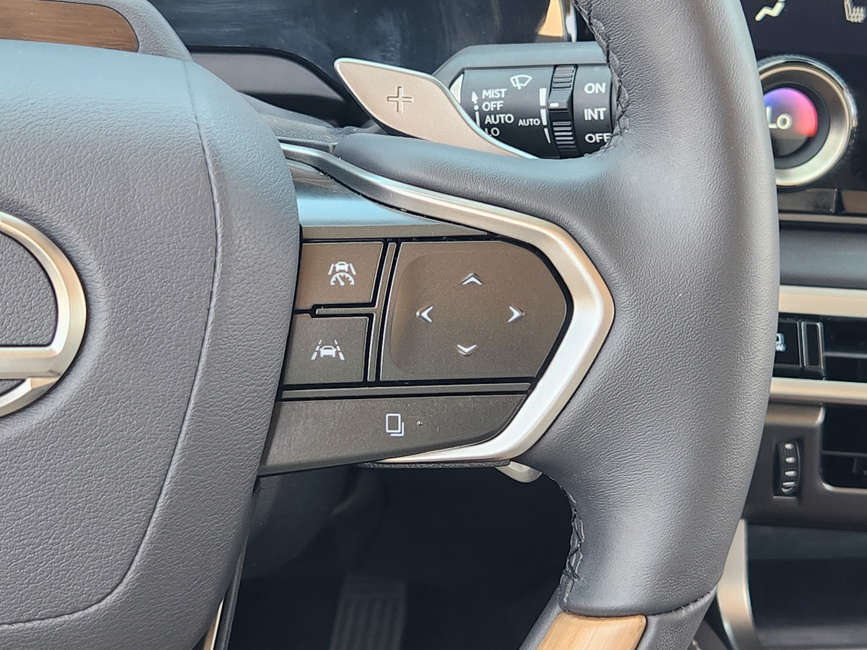Used 2025 Lexus RX 350 Premium Plus w/ Convenience Package FWD image 24