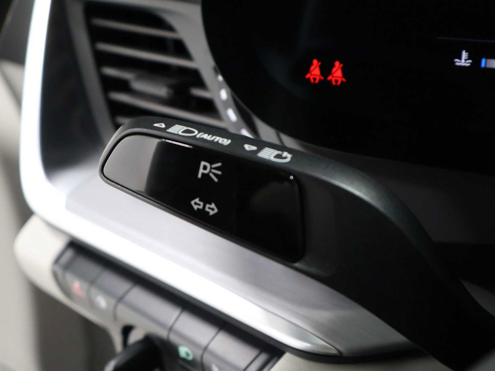 Certified 2024 Porsche 911 Turbo AWD/4WD image 31