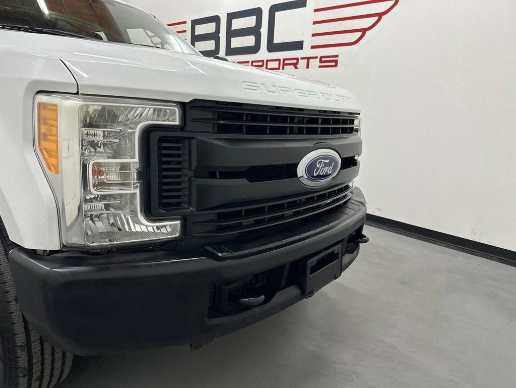 Used 2017 Ford F250 XL w/ Power Equipment Group AWD/4WD video 2