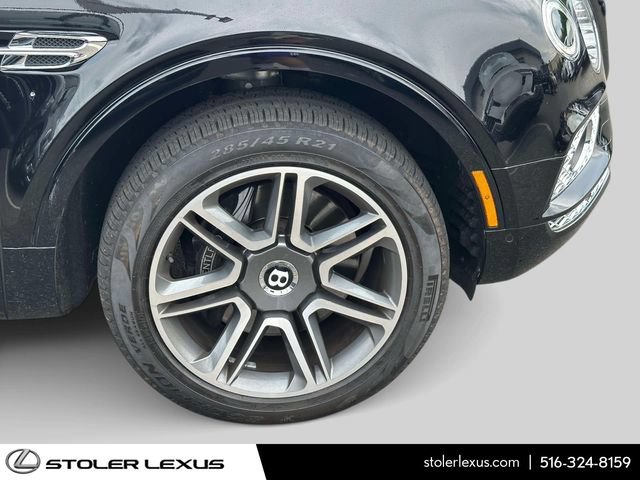 Used 2018 Bentley Bentayga AWD/4WD image 9