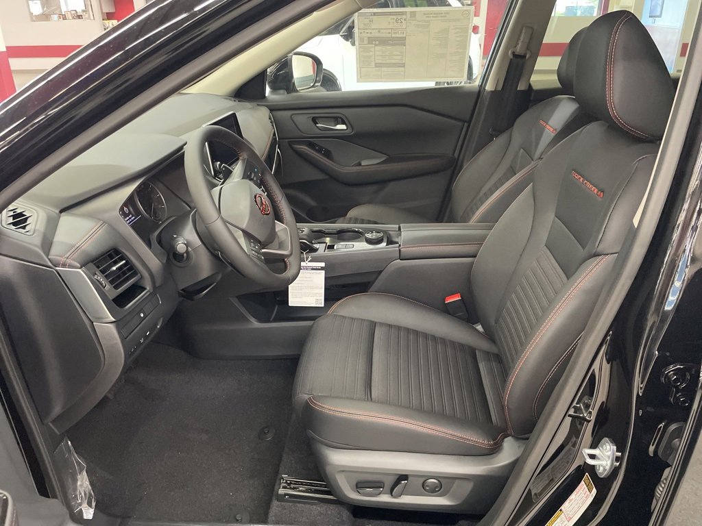 New 2026 Nissan Rogue SV image 5