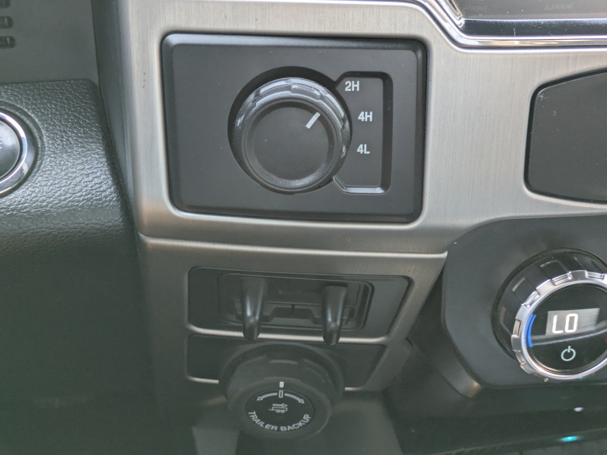 Used 2022 Ford F350 Platinum AWD/4WD image 29