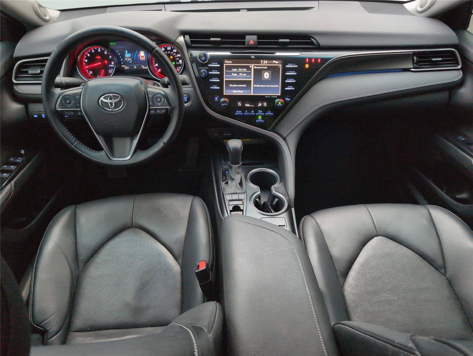 Used 2020 Toyota Camry XSE image 26