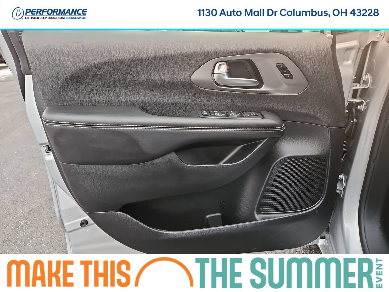 New 2026 Chrysler Pacifica Select w/ S Appearance Package FWD image 20