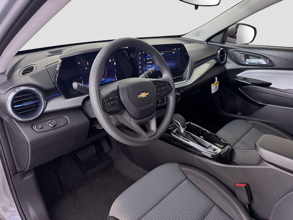 New 2026 Chevrolet Trax LT FWD image 9
