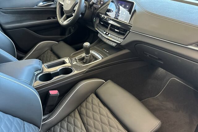 Certified 2026 Cadillac CT4 V Blackwing w/ Climate Package RWD image 15
