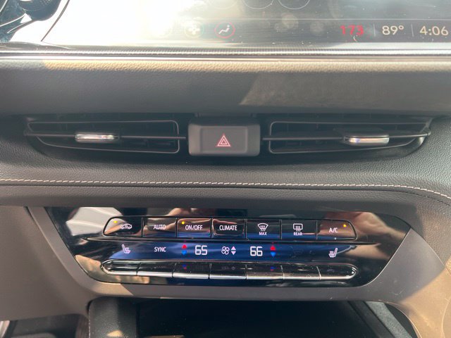 Used 2021 Buick Envision Preferred AWD/4WD image 28