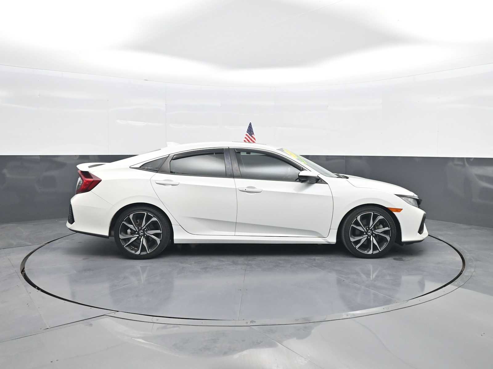 Used 2019 Honda Civic Si image 9