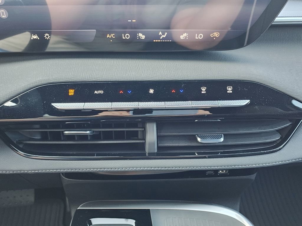 New 2026 Buick Enclave Sport Touring w/ Power Package image 31