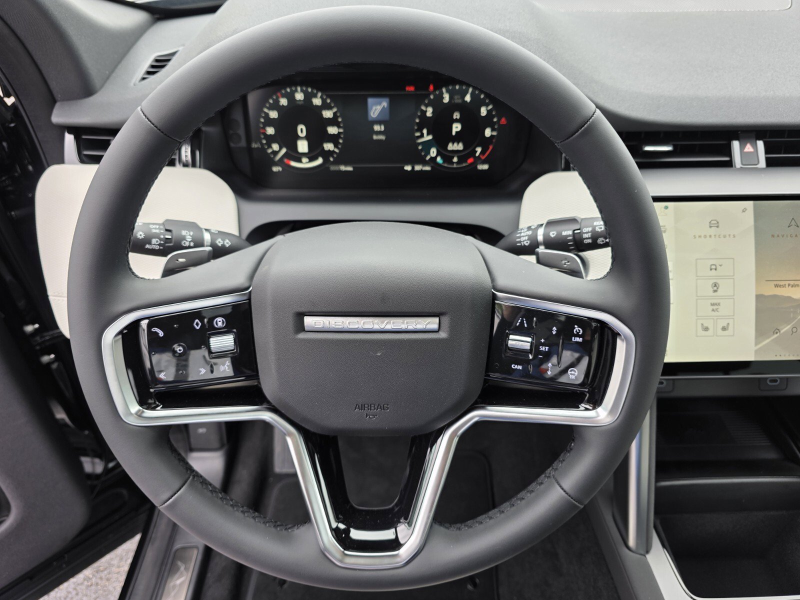 New 2026 Land Rover Discovery Sport Landmark AWD/4WD image 15