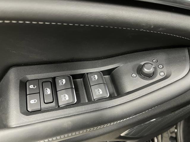 New 2025 Jeep Grand Cherokee L Overland w/ Advanced Protech Group III image 30