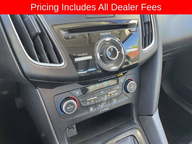 Used 2018 Ford Focus SEL FWD image 33
