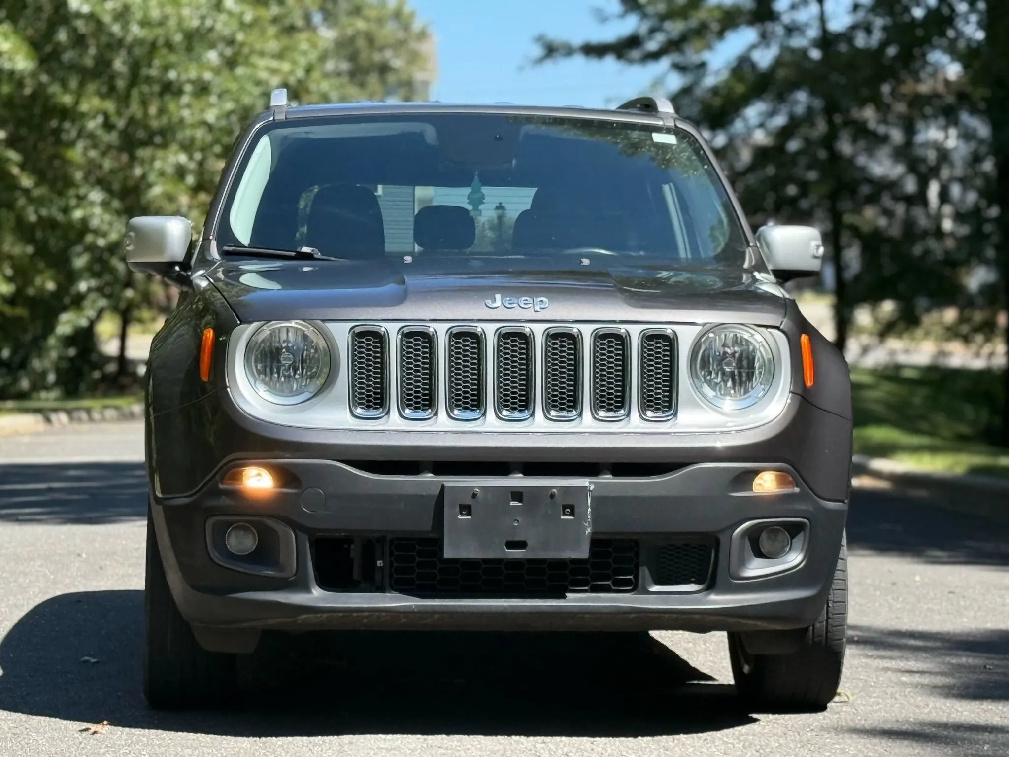 Used 2017 Jeep Renegade Limited AWD/4WD image 2