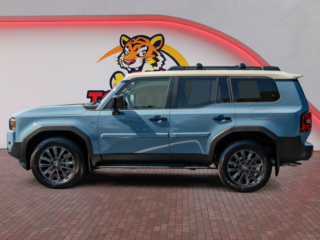 Used 2025 Toyota Land Cruiser w/ Premium Package AWD/4WD image 8